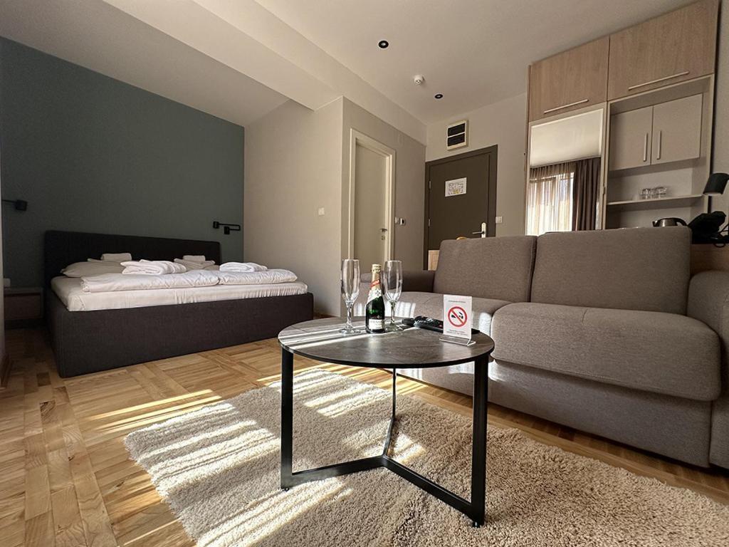 Hotel Kraljevi Cardaci Копаоник Екстериор снимка